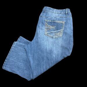 Light Wash Jeans w/ Embroidery Details